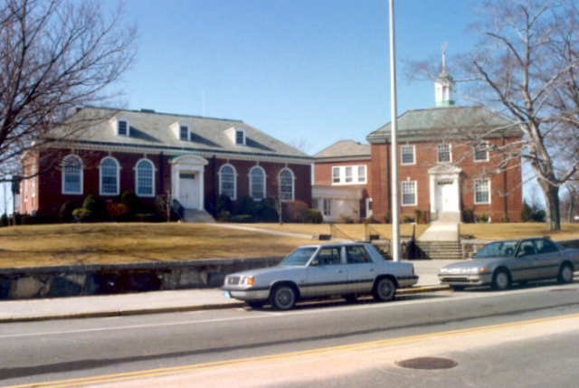 “Reading Town Hall,” Reading Public Library, Reading, Mass., accessed December 27, 2020, https://digitalheritage.noblenet.org/reading/items/show/4476.