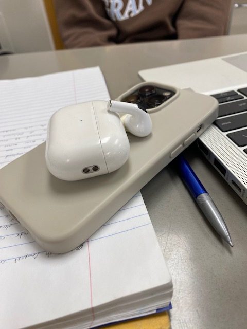 Earpiece Culture Hits RMHS
